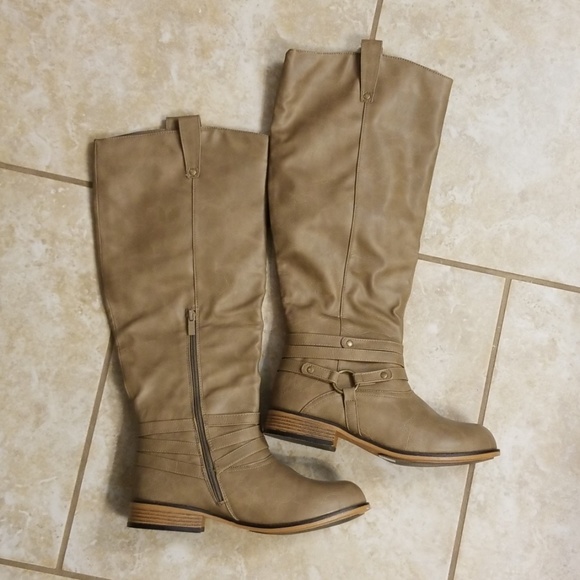 JG Shoes - NWOT JG Tall Boots